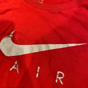 NIKE AIR RED WOMEN XXL T-SHIRT